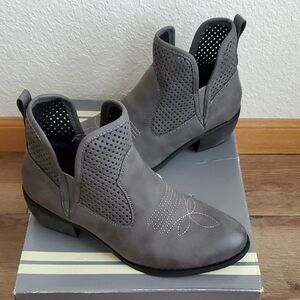 Natural Reflections Perforated Gray Ankle Booties